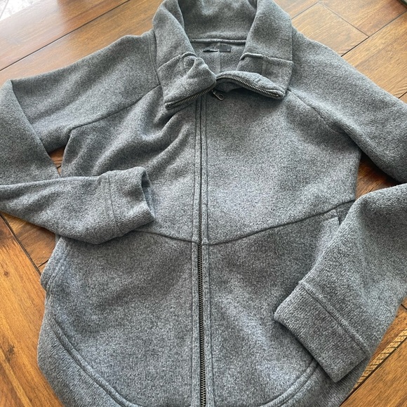 prAna fleece gray full zip back cropped sweatshirt sweater sz L - Picture 11 of 11